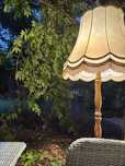 Lampa podlogowa