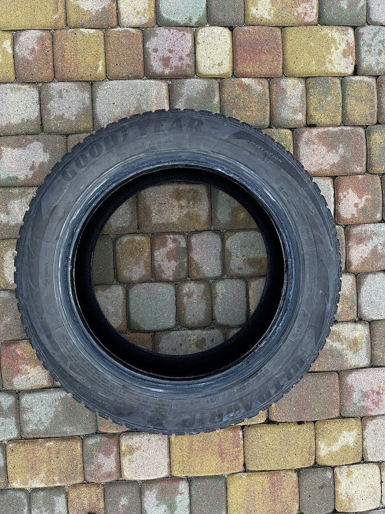 Opony zimowe Goodyear UltraGrip 8 205/55 r16