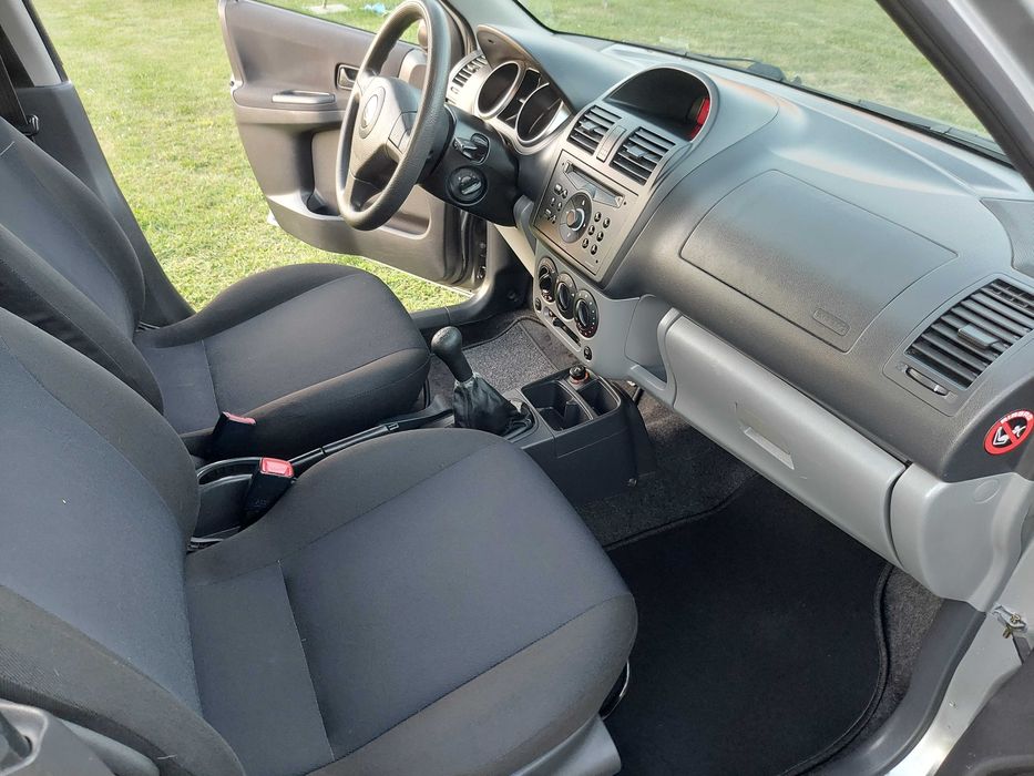 Suzuki Ignis 2004r LIFT 1.5 benzyna klima alu lato + zima zdrowy