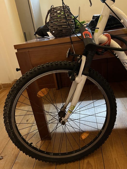 Bicicleta Berg Montanha e cidade