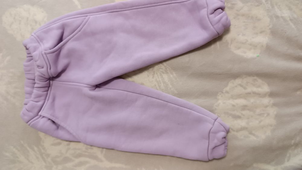 Костюм трьохнитка на флісі для дівчинки 86 92 шапка в подарунок