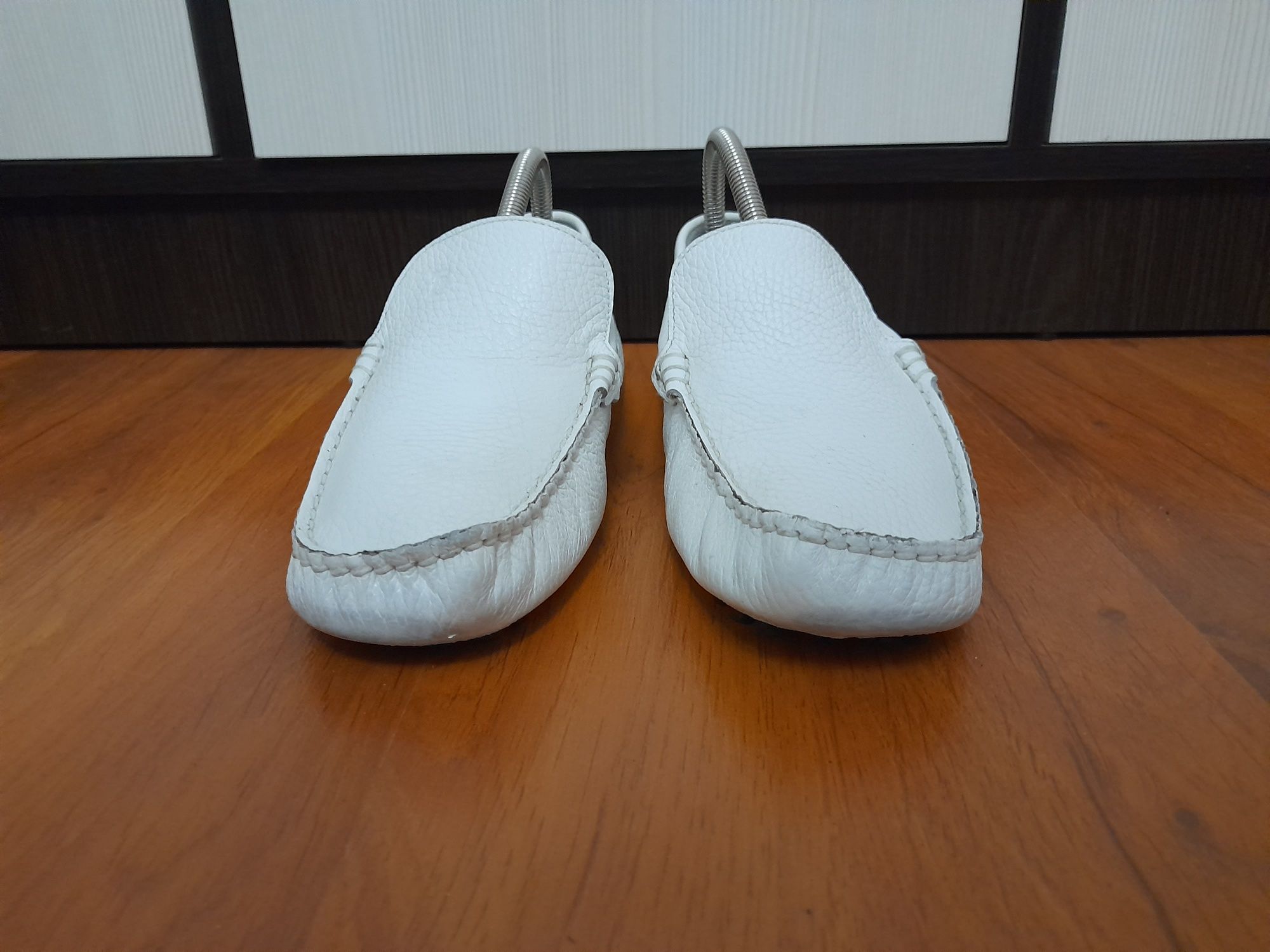 Оригинал Мокасины Tod ' s New Laccetto р. 39