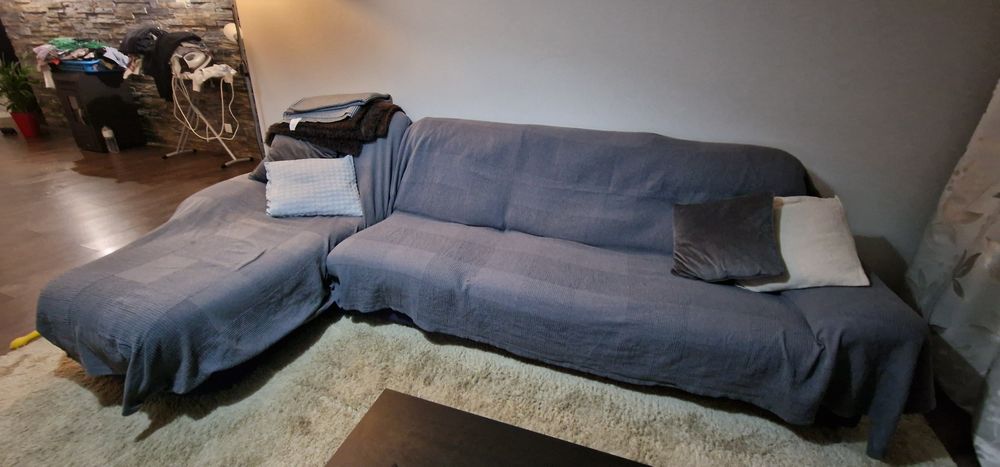 Sofá com chaise longue