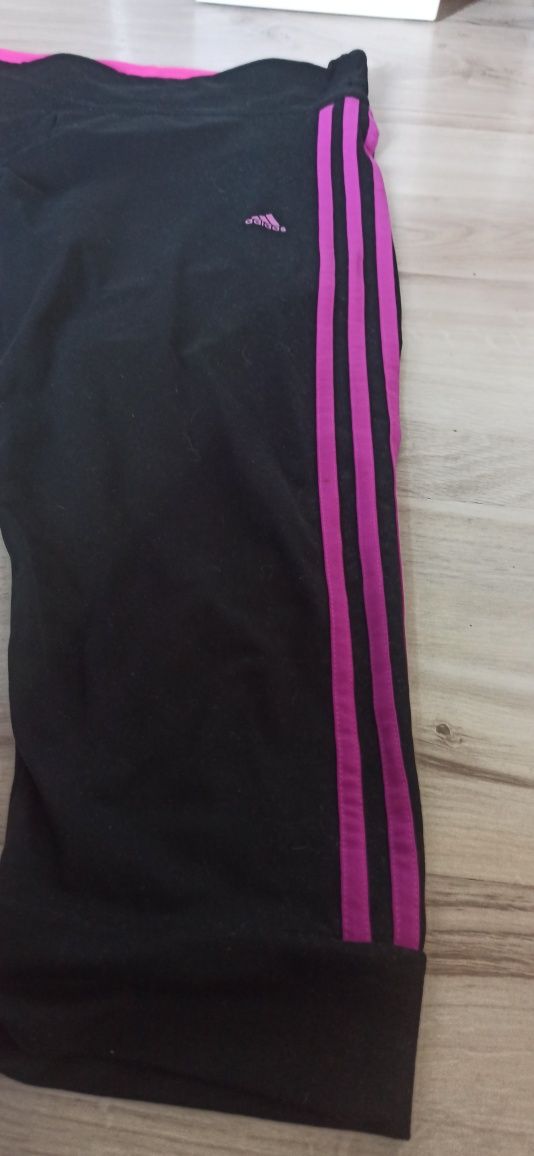 Legginsy rybaczki Adidas L