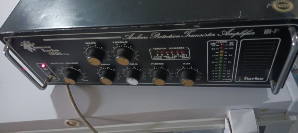 Amplificador para colunas