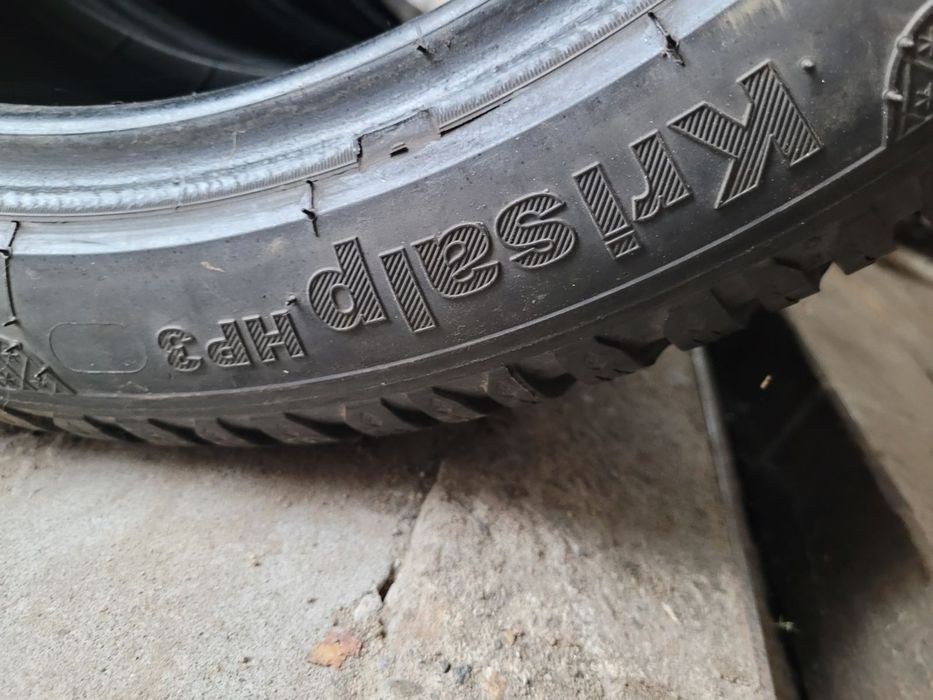 Komplet opon zimowych Kleber Krisalp HP3 225/45R17 7mm