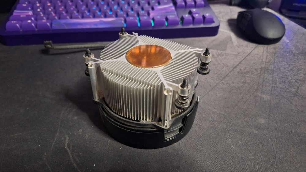 Chłodzenie do procesora amd wraith spire