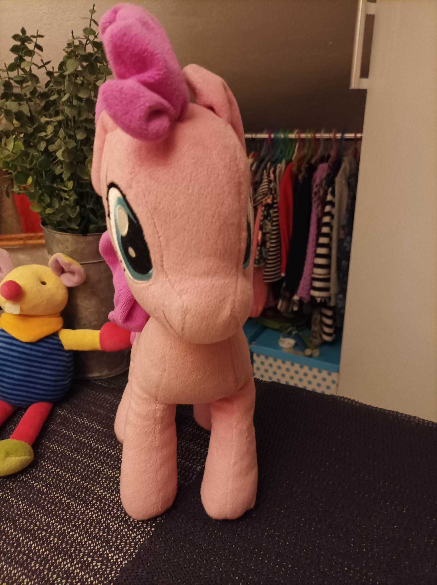 My Little Poney - Pinkie Pie de 34 cm - 10€