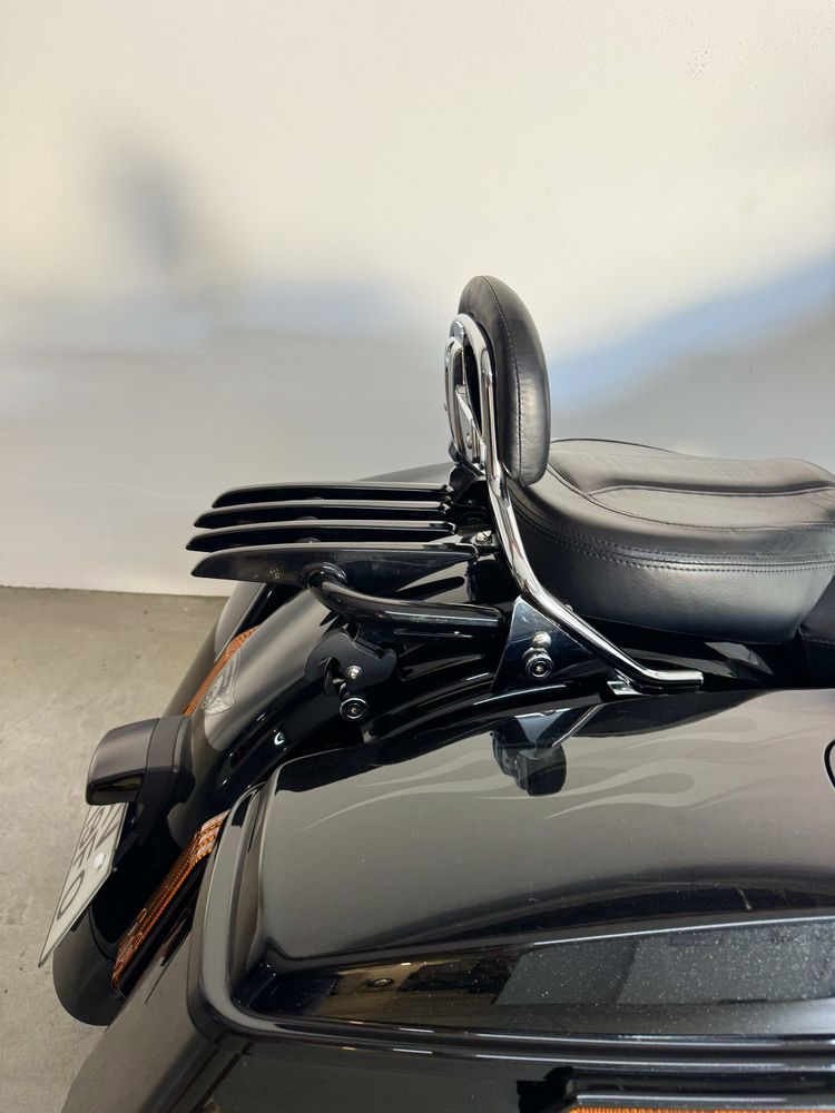 Harley Davidson Street Glide CVO