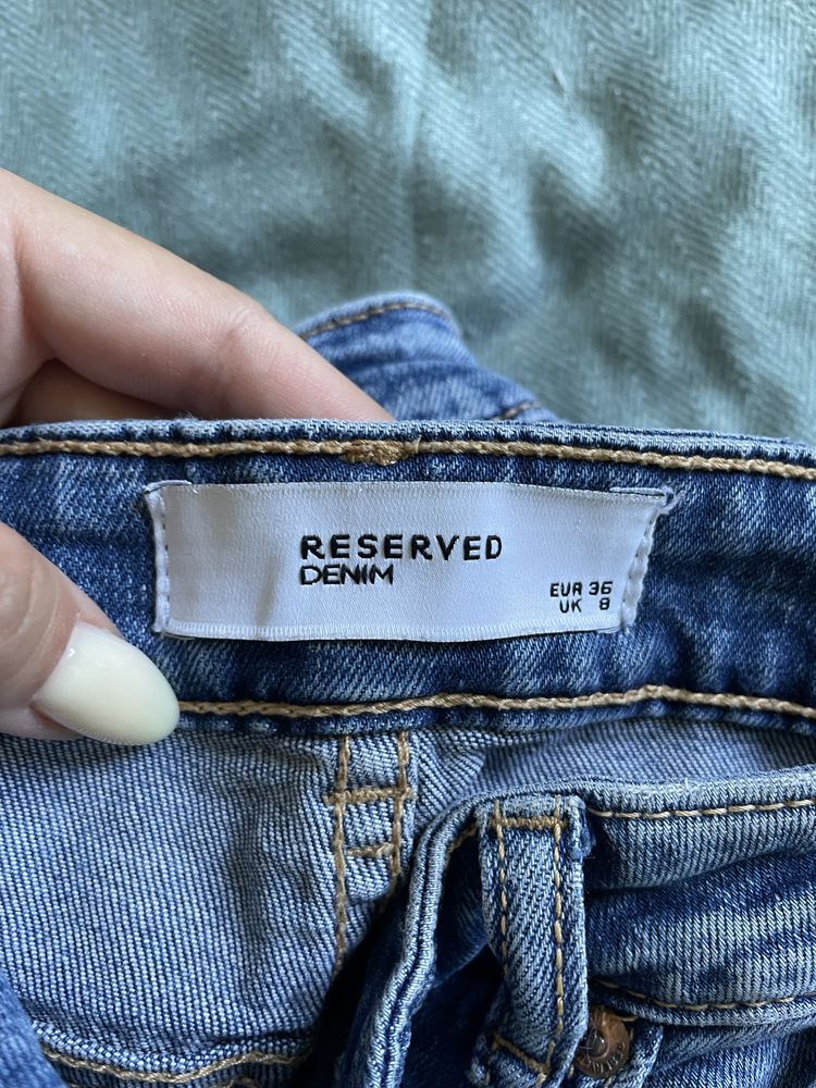 Джинси кльош reserved