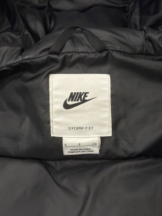 Куртка Пуховик Nike Storm Fit