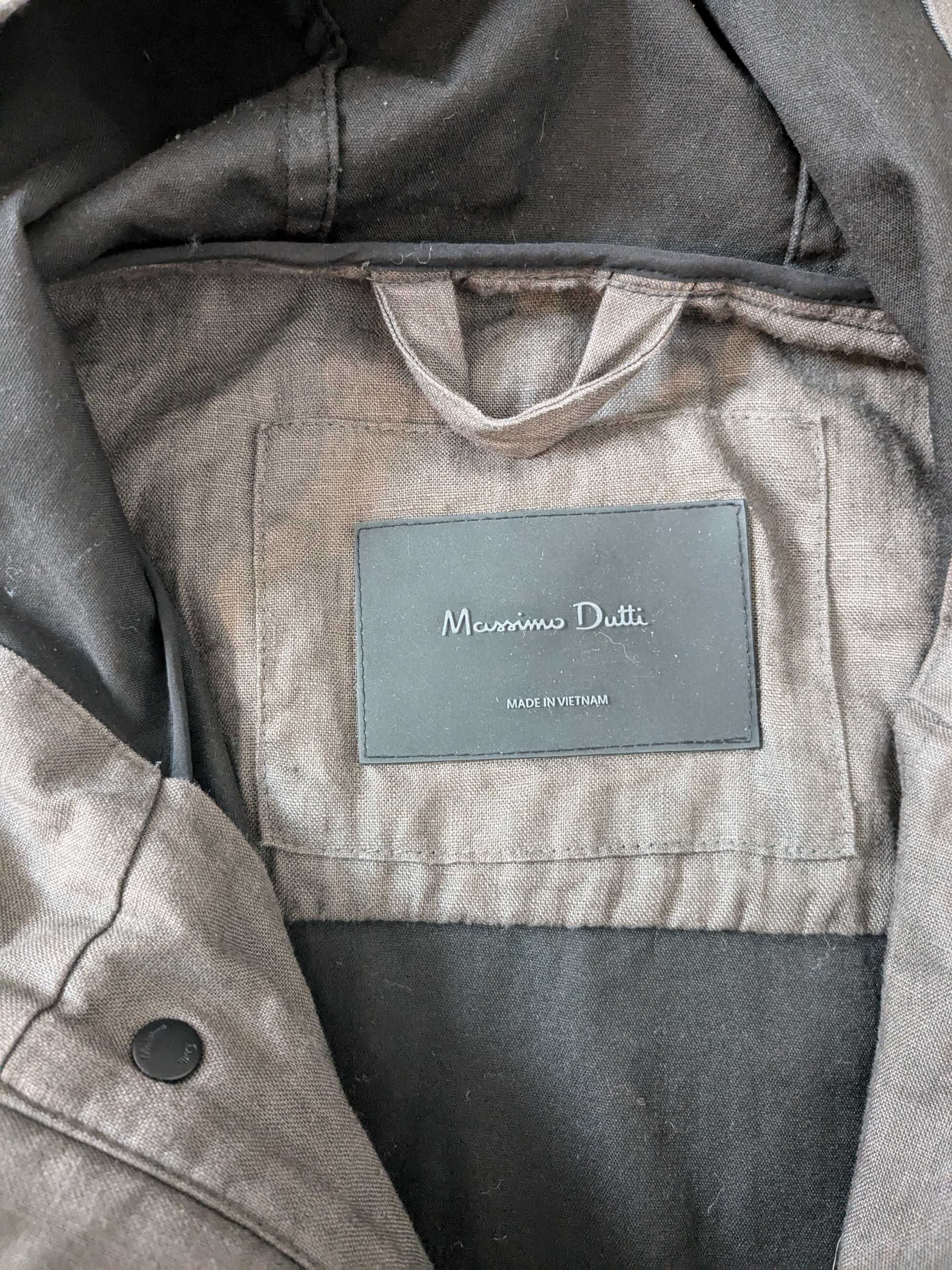 Casaco Massimo Dutti impermeável e contra-vento