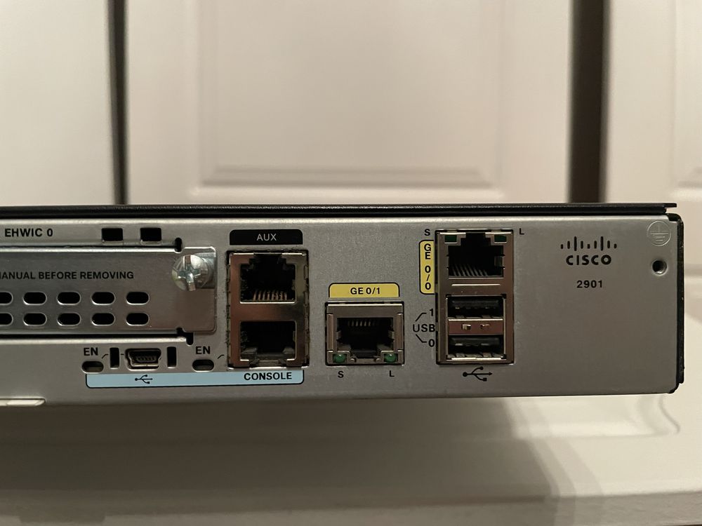 Ruter CISCO 2900 Series Cisco 2901 z Karta Cisco 256MB