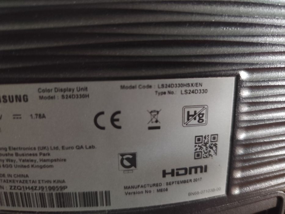Samsung 24″ LS24D330HSX/EN – Full HD, 1 ms, HDMI + VGA, stan bdb