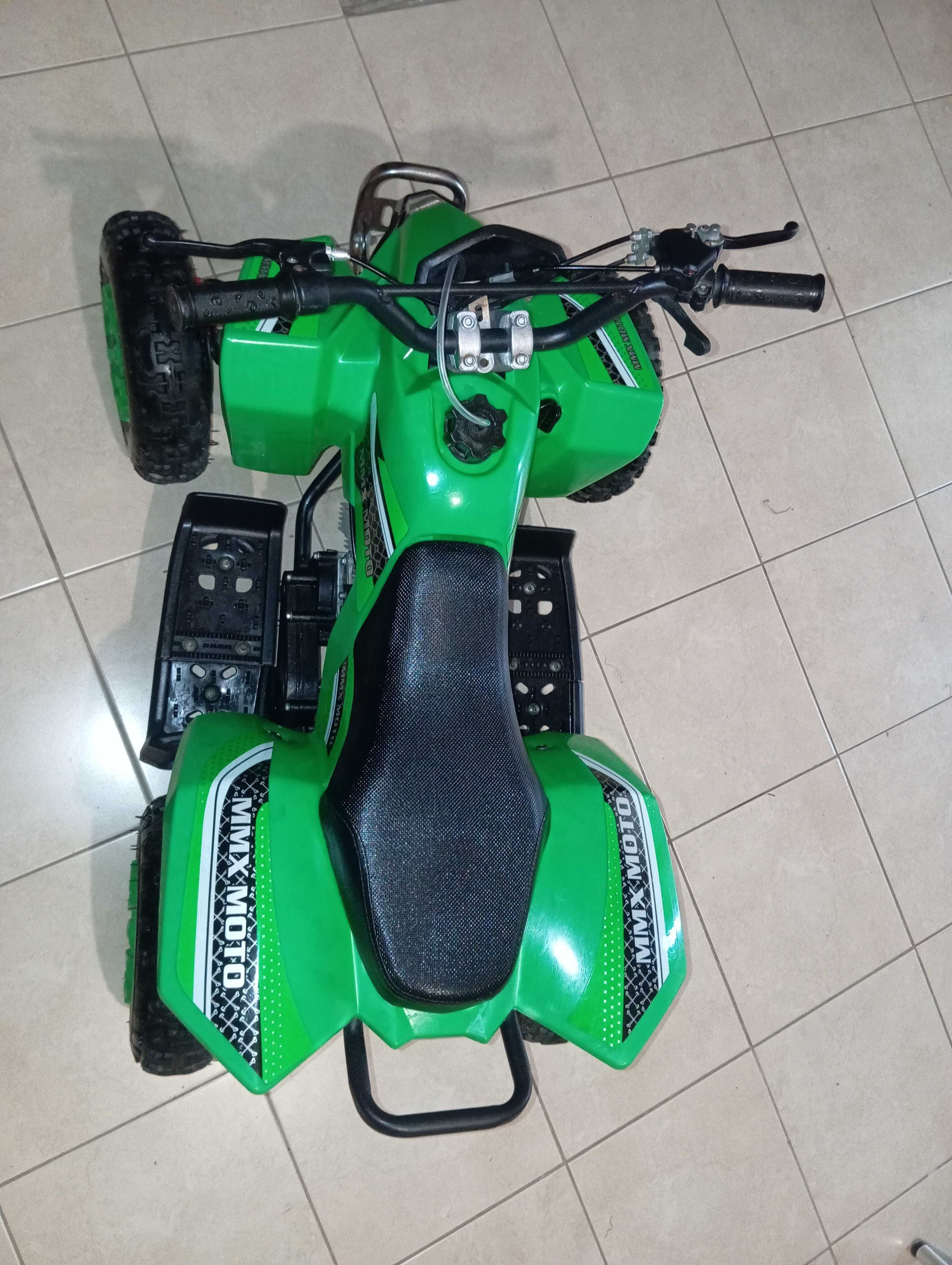 Moto 4 49cc em bom estado