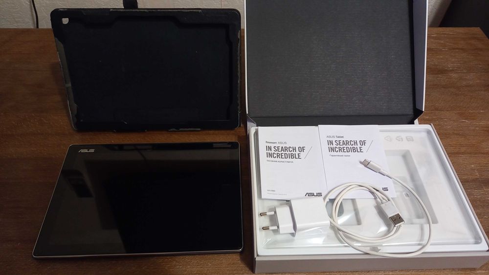 Планшет Asus ZenPad 10 2/32GB Wi-Fi P028 (Z301M)