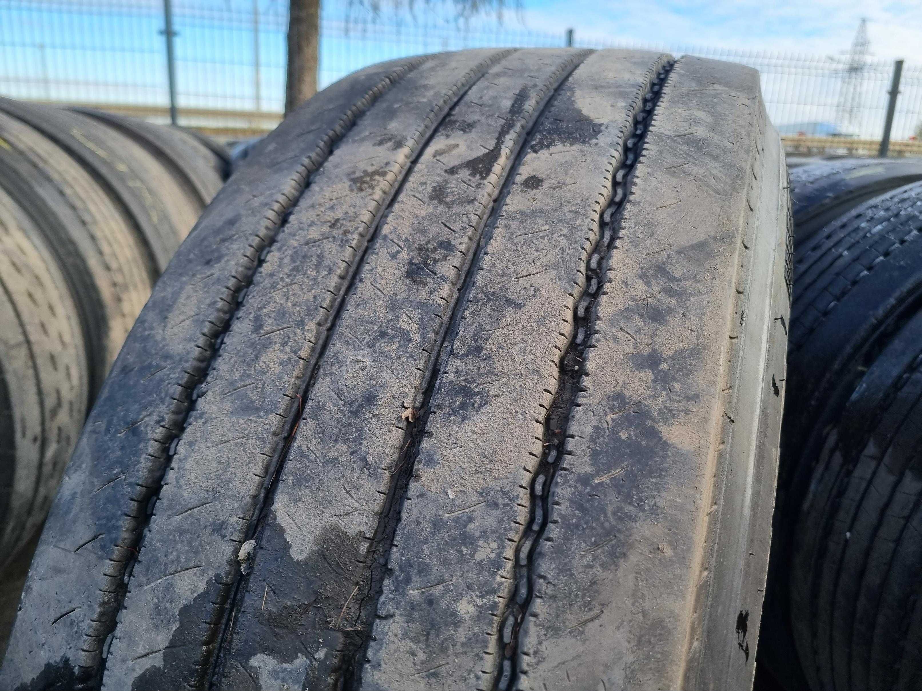 385/65R22.5 Opona PIRELLI FH:01 ENERGY 8-10mm Przód FH 01