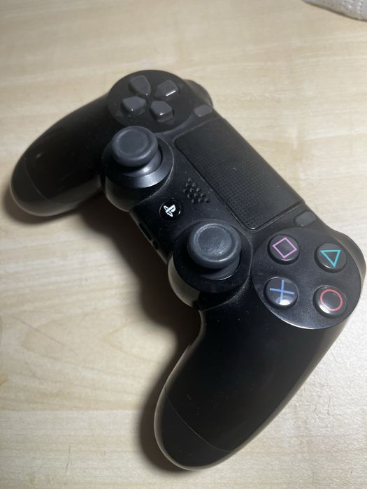 Sprzedam pad do ps4