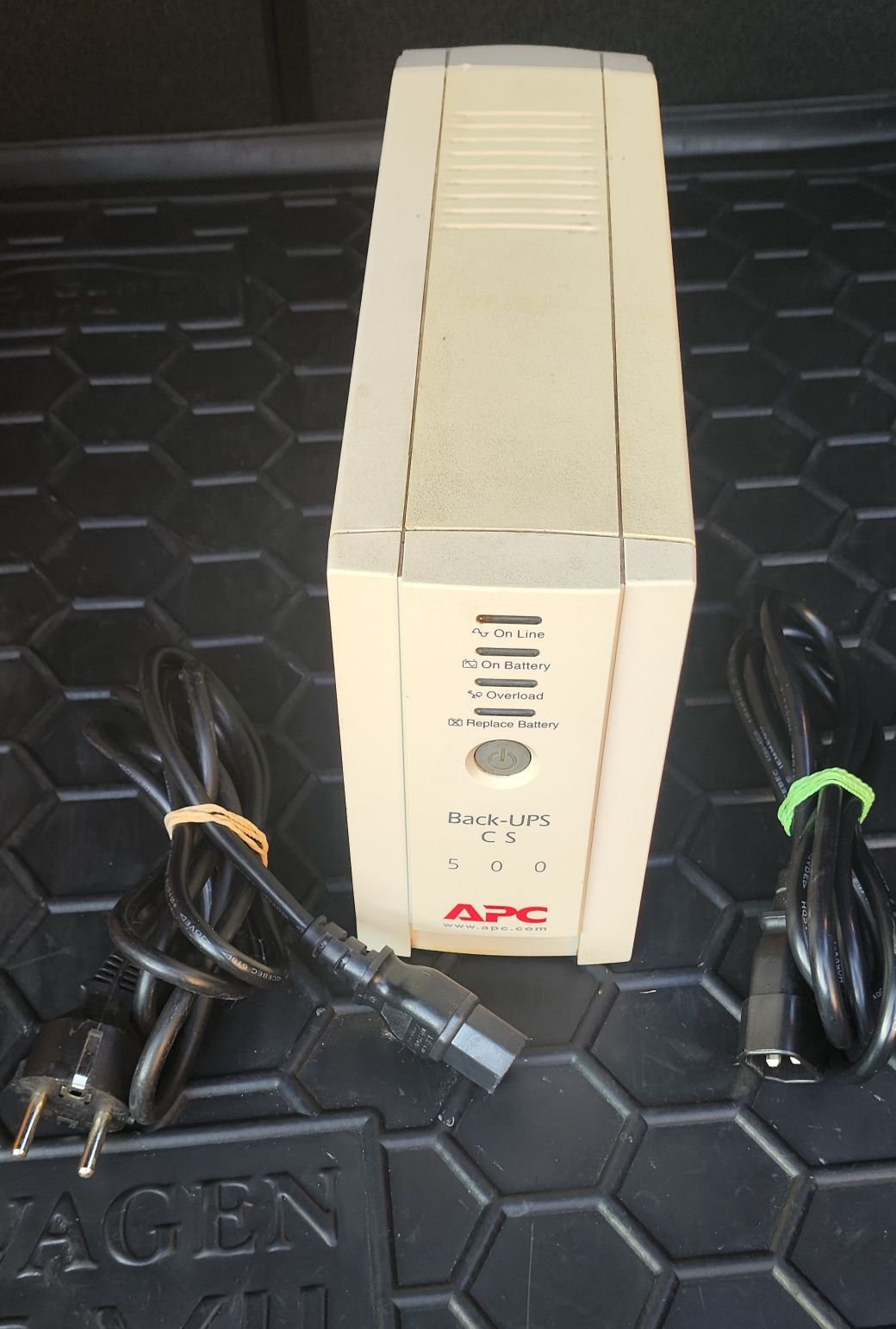 APC Back-Ups CS 500 джерело безперебійного живлення