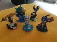 4 Skylander danificados mas funcionais