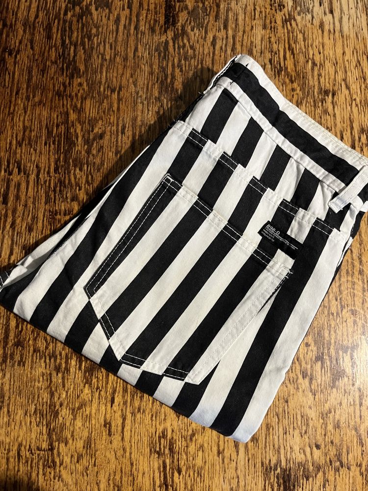 Штани Bershka Carrot fit