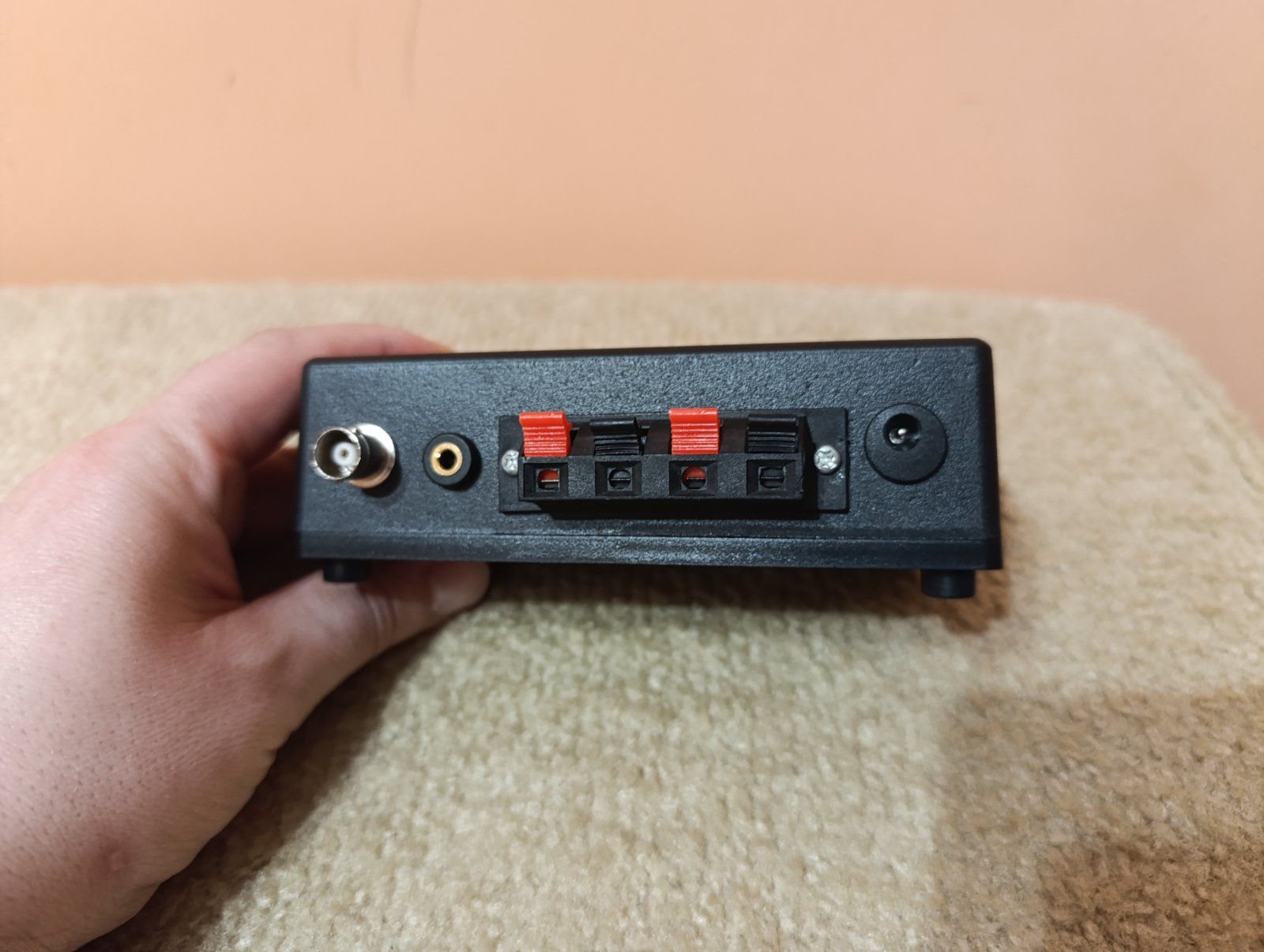 Універсальний MP3 Bluetooth модуль з AUX в корпусі з підсилювачем