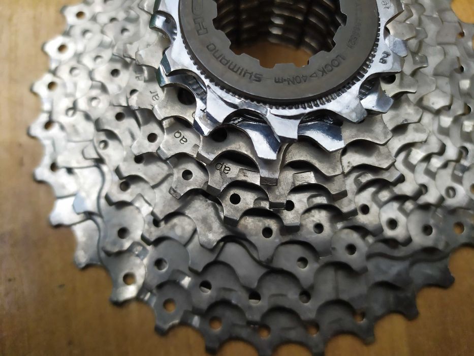 Shimano /deore kaseta CS-HG50 - 9Speed 11-32t Polecam