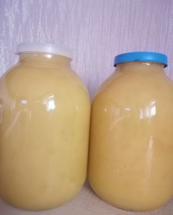 Продам мед з домашньої пасіки. Скачаний 10.08.2025 року.