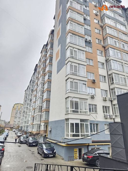 Продаж комерційного приміщення в центрі