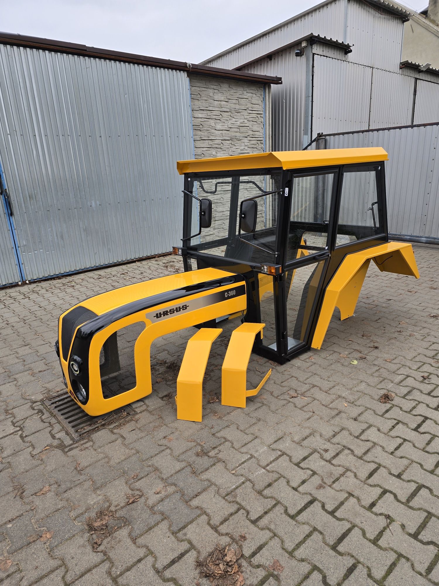 Kabina c360 Kabina c330 Maska c360 Nowa kabina c360 c4011 URSUS C360