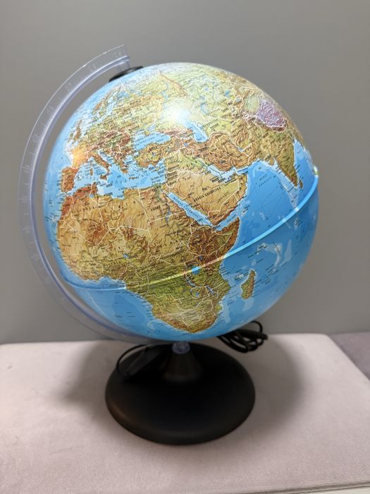 Lampka globus stan bardzo dobry