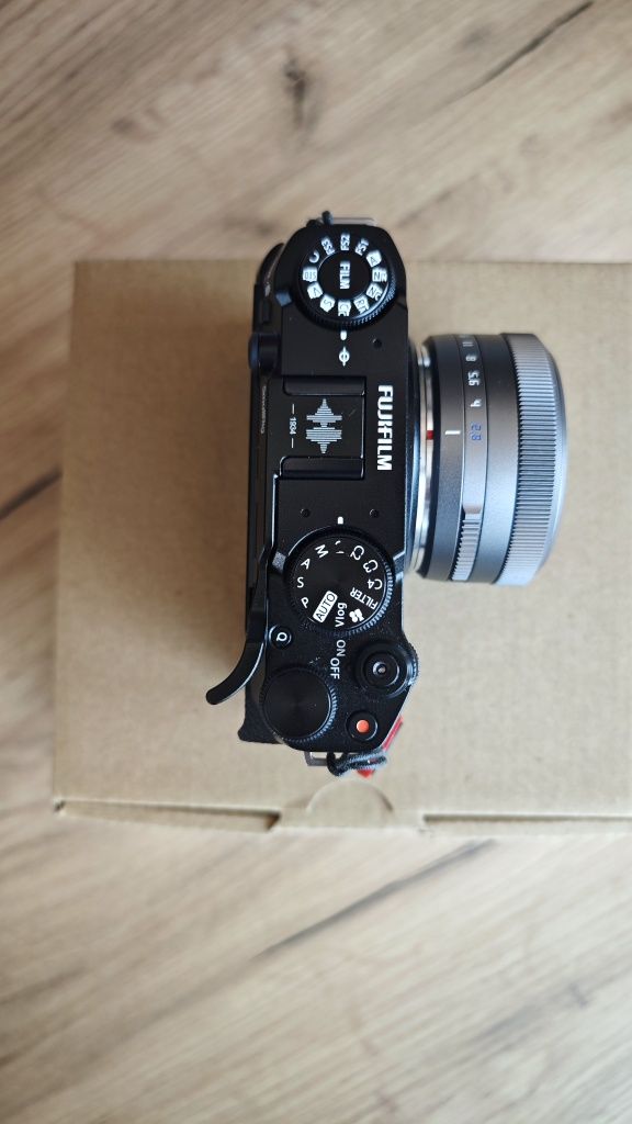 Fujifilm X-M5 + 27mm F2.8