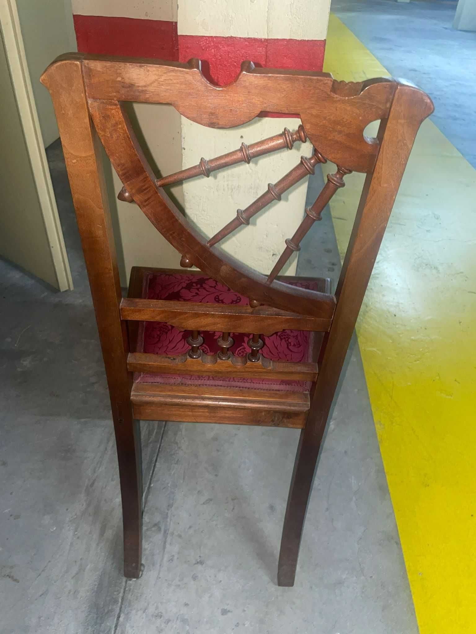 Cadeiras  ANTIGA Art Noveau com Almofada Vermelha