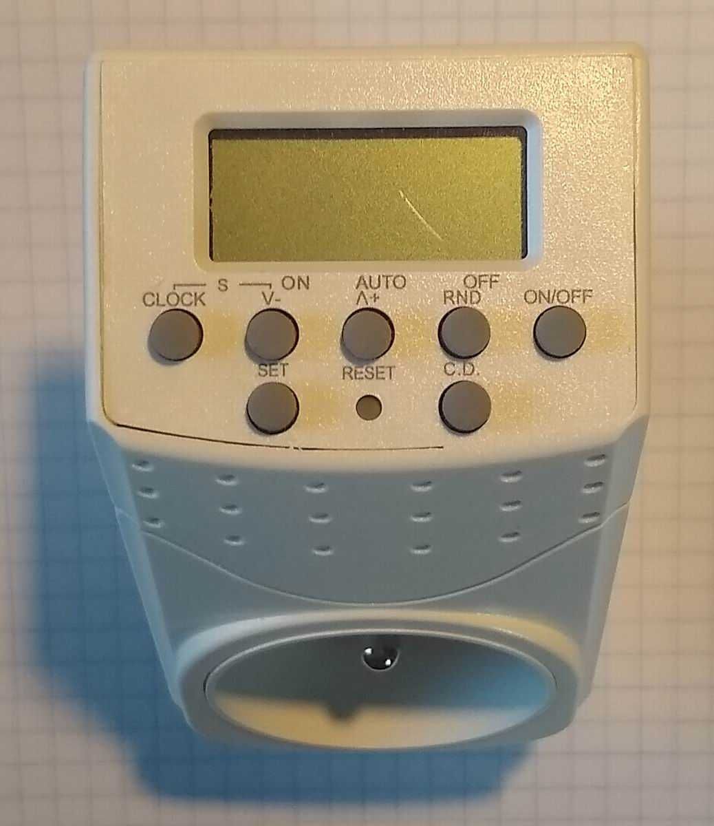 Programator czasowy tygodniowy lato-zima z LCD