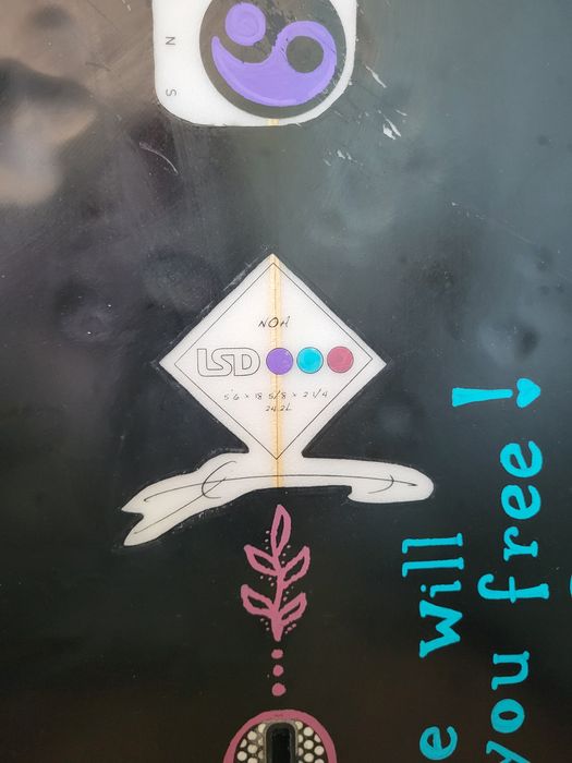 Prancha de surf LSD surfboards 5'6