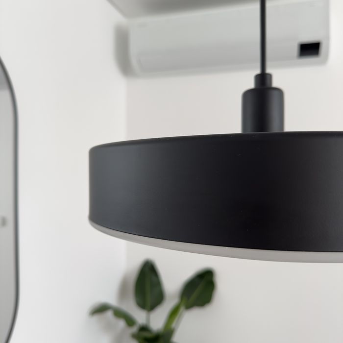 Candeeiro suspenso LED preto NOVO