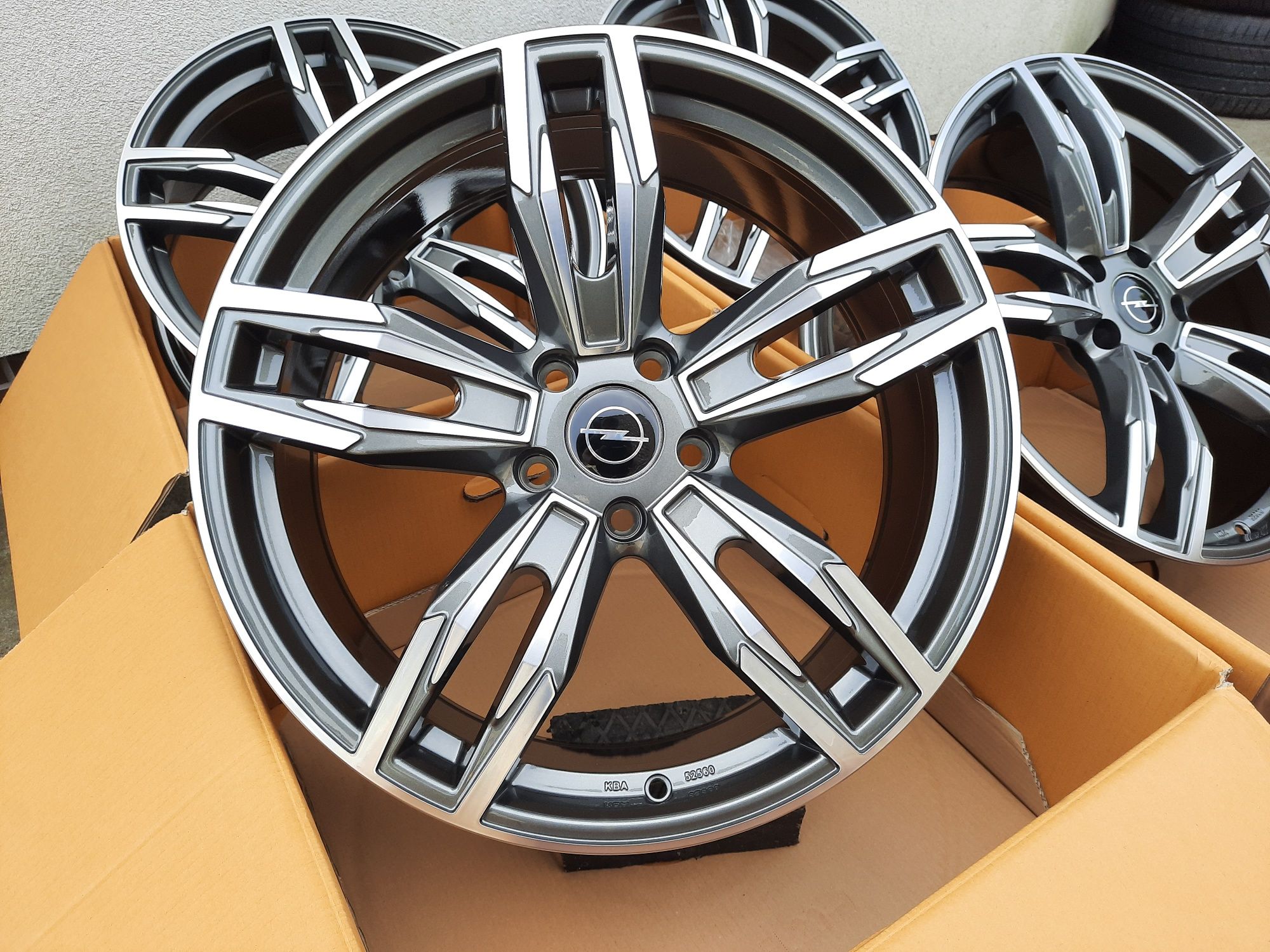 Alufelgi 20 Nowe! Opel Insignia 5x120 8Jx20H2 ET35 PROLINE!