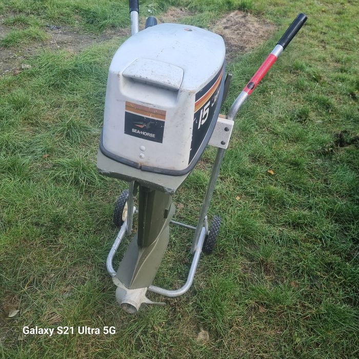 Silnik zaburtowy Johnson 15 km. dwusuw.