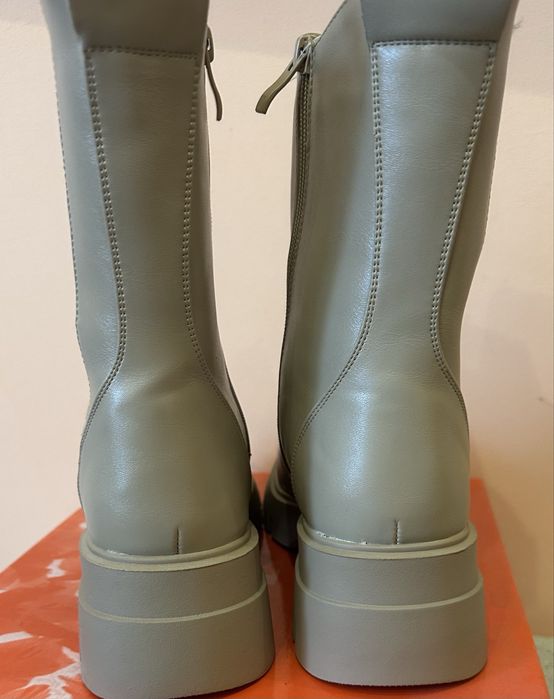 Челсі, черевики, ботінки нові бежеві  весна 39р