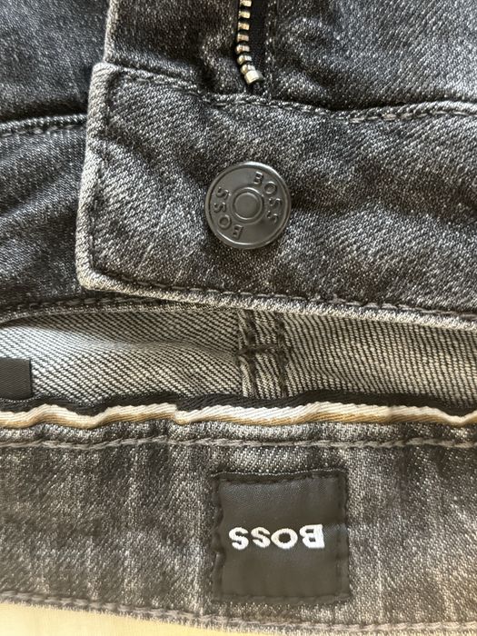 Продам оригіналині джинси BOSS