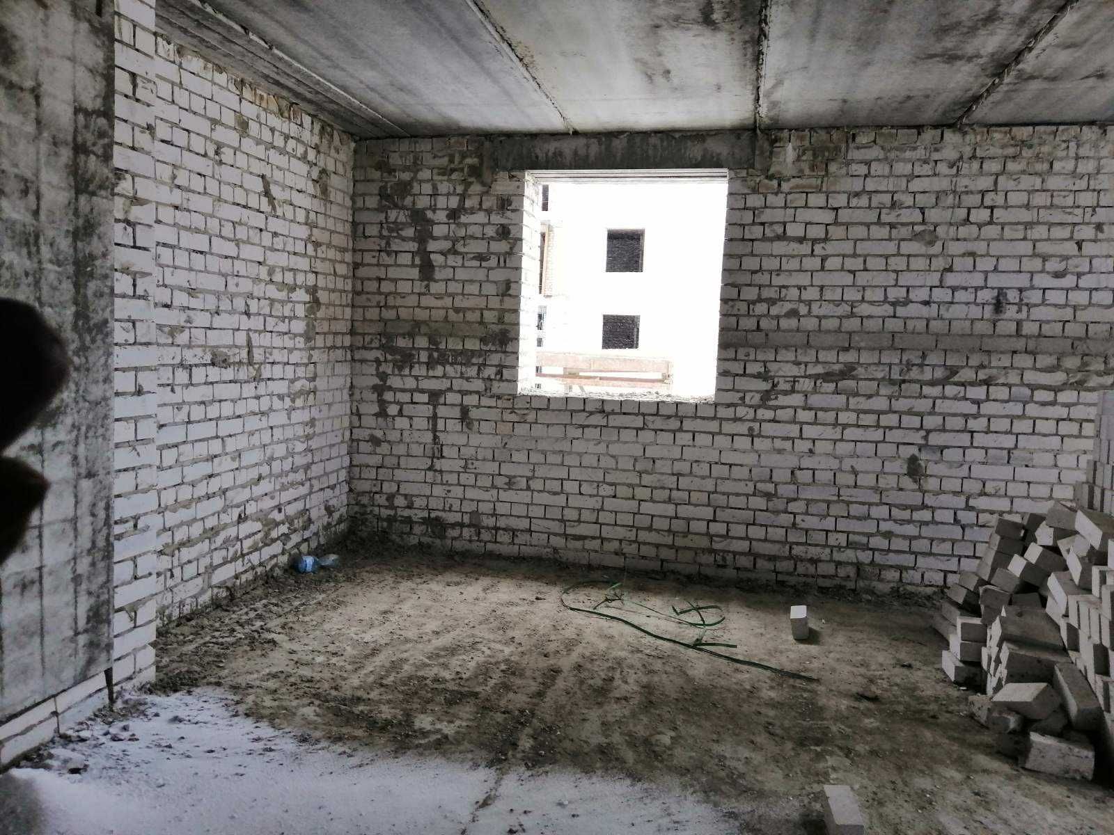 Продам двухкомнатную квартиру в центре новострой ЖК Левада-2