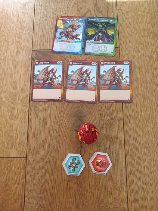 Bakugan, Dragonoid, czerwony, + dodatkowe części
