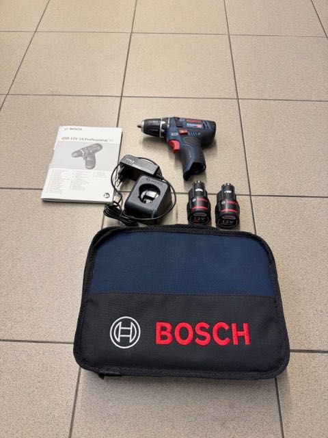 Bosch GSR 12V-15 Profesional wkrętarka mało używana 100 % sprawna