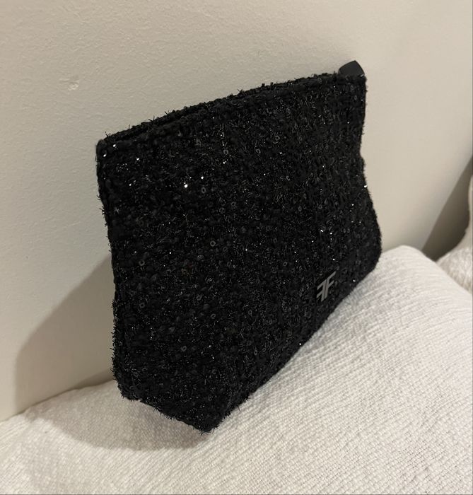 Estojo Filorga preto com brilho