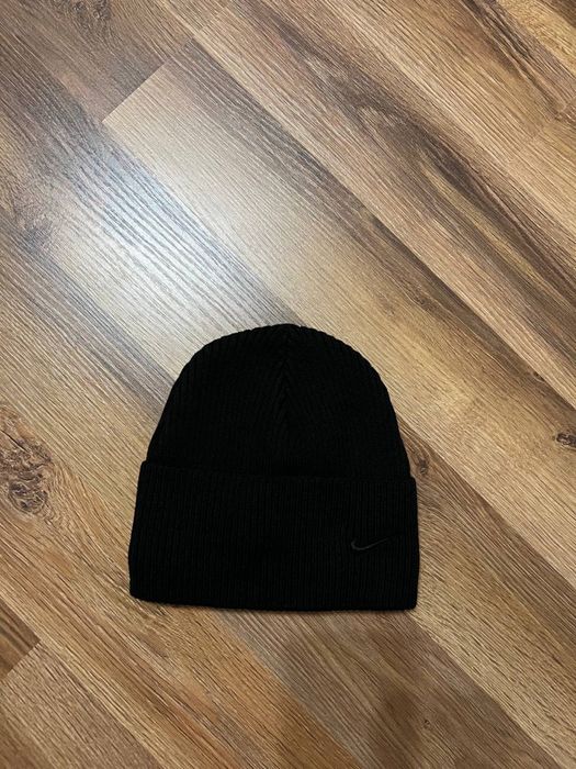 Шапки найк утеплені