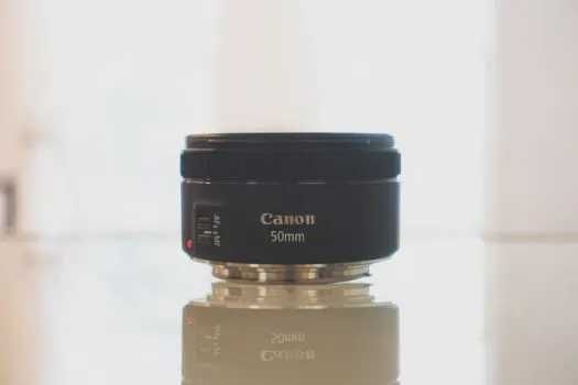 Canon 2000D + Lente 50mm f/1.8 + Kit Lens EF-S 18-55 mm