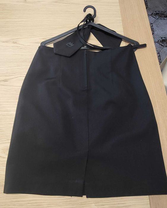 Traje Académico Feminino - Universidade de Aveiro