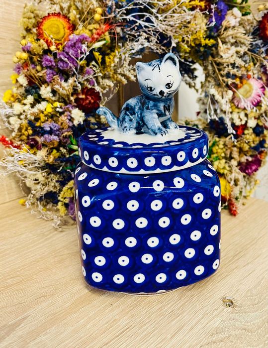 Ceramika Bolesławiec. Pojemnik na przysmaki dla kota (799)