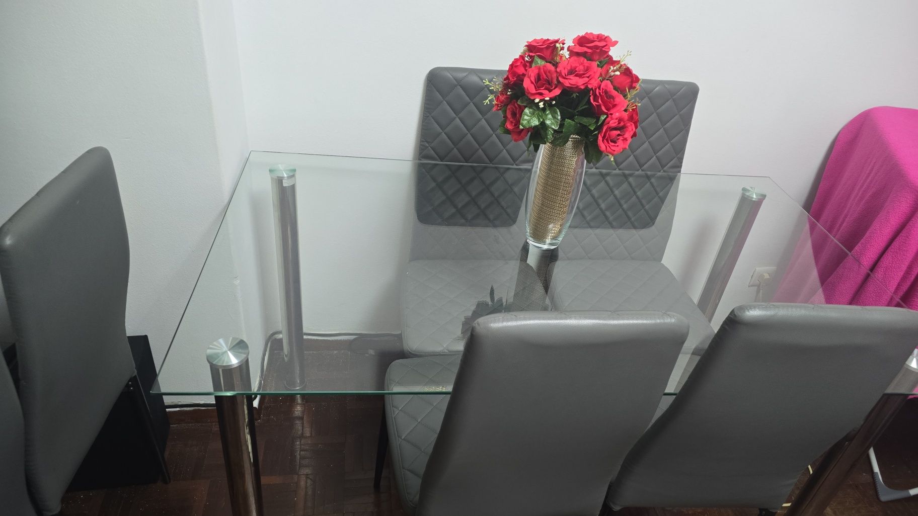 Mesa de jantar 6 cadeiras
