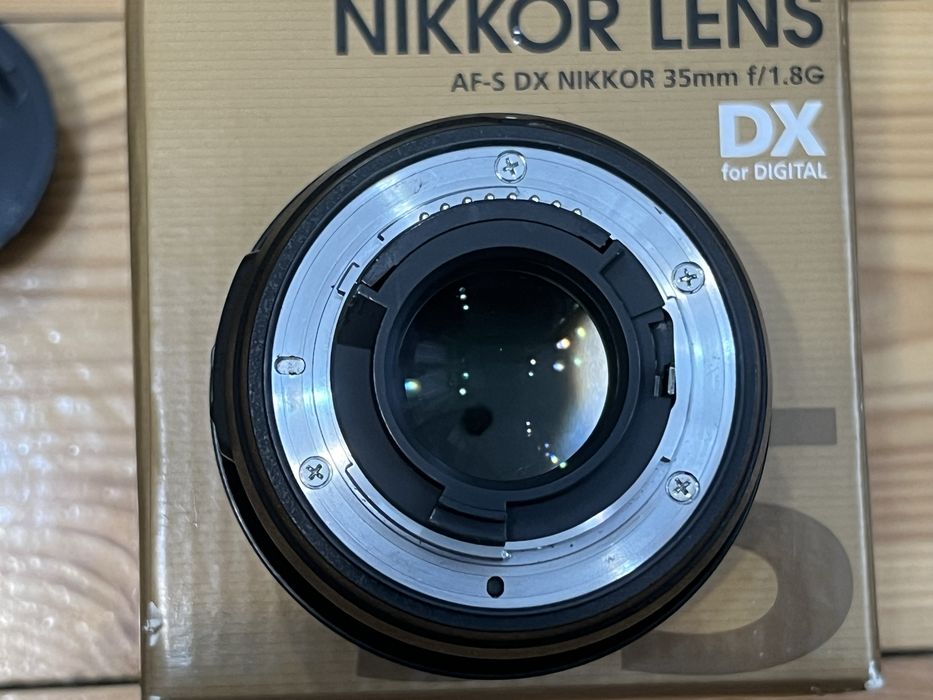 об’єктив Nikon AF-S DX NIKKOR 35mm f/1.8G